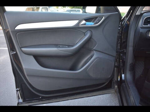 2017 Audi Q3 2.0T quattro Premium