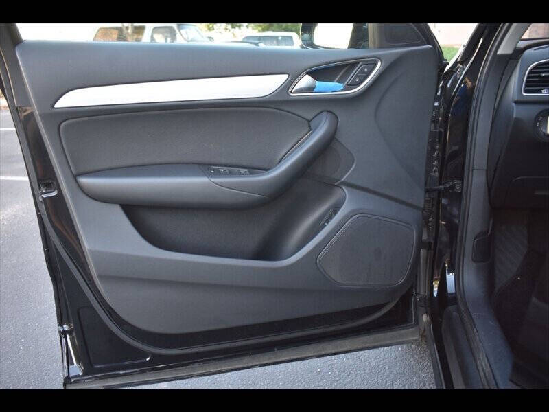 2017 Audi Q3 2.0T quattro Premium