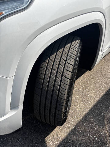 2019 GMC Acadia Denali