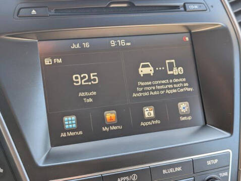 2017 Hyundai Santa Fe SE
