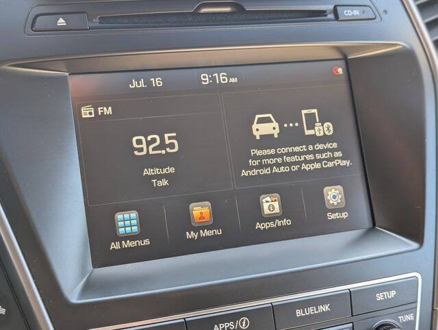 2017 Hyundai Santa Fe SE