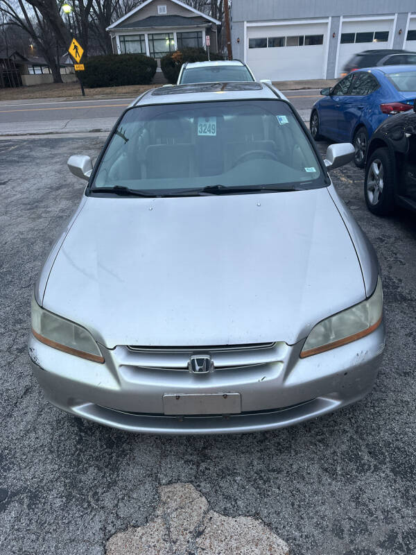 1999 Honda Accord for sale at Best Deal Motors in Saint Charles MO