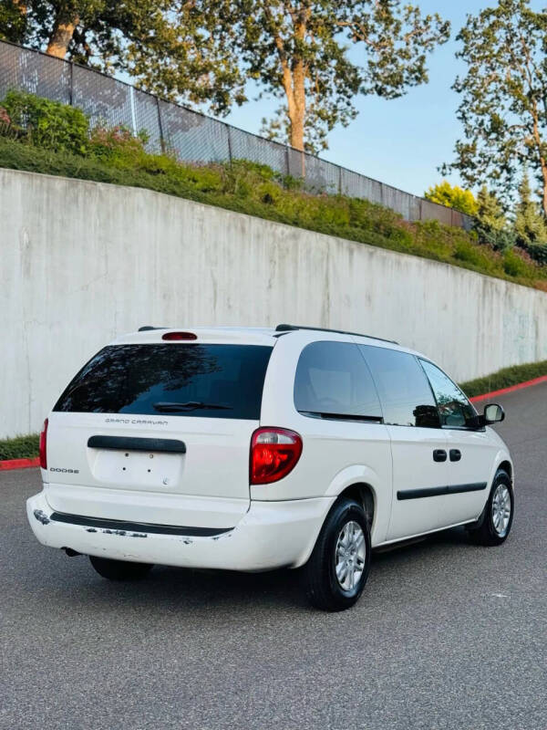 2005 Dodge Grand Caravan