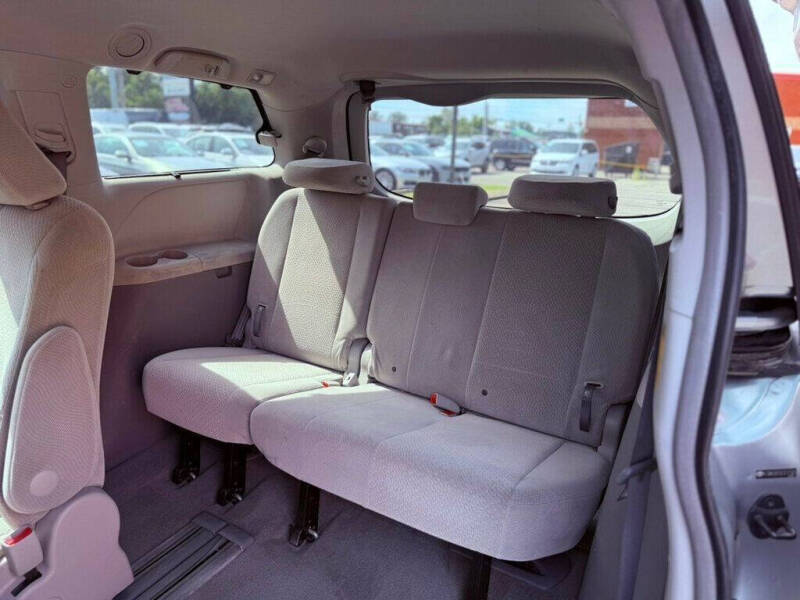 2014 Toyota Sienna