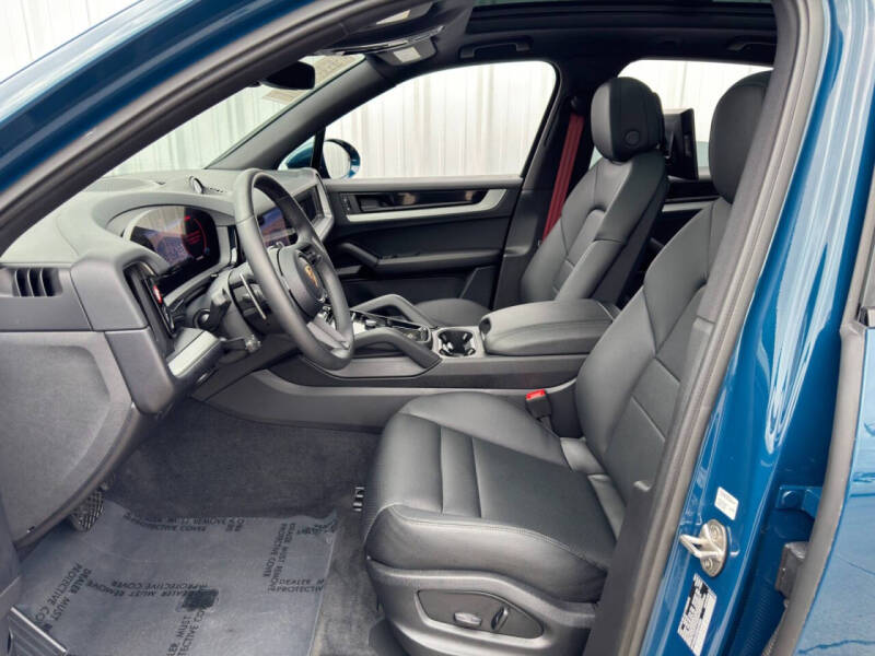 2024 Porsche Cayenne E-Hybrid