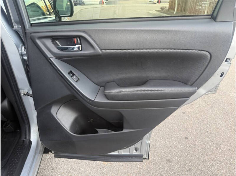 2014 Subaru Forester 2.5i Limited