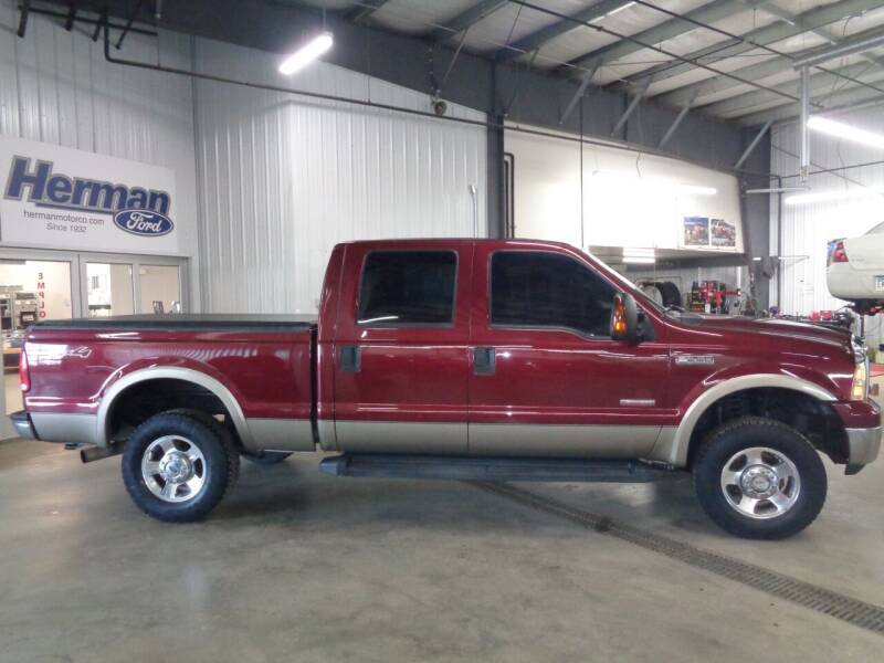 Used 2006 Ford F-250 Super Duty Lariat with VIN 1FTSW21P86ED78755 for sale in Luverne, Minnesota