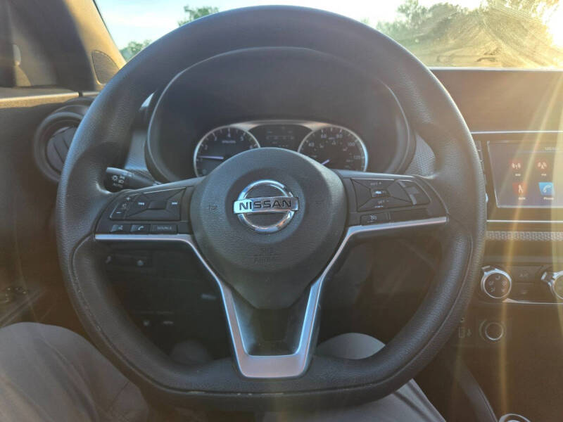 2020 Nissan Kicks S
