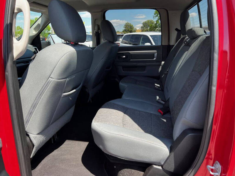 2017 RAM 1500 SLT