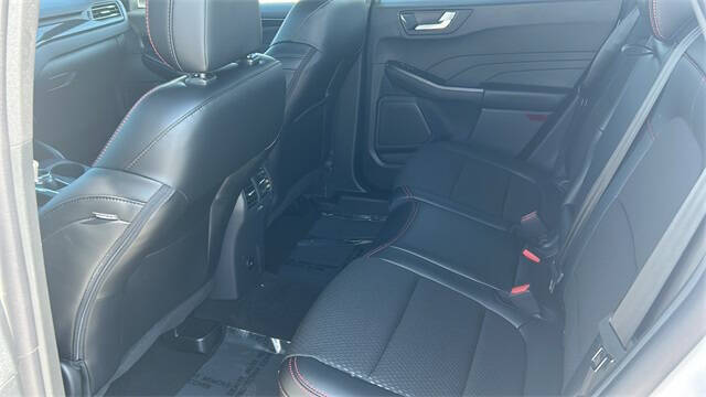 2025 Ford Escape Hybrid ST-Line