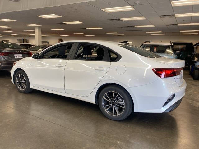 Used 2024 Kia Forte LXS with VIN 3KPF24AD1RE752727 for sale in Peoria, AZ