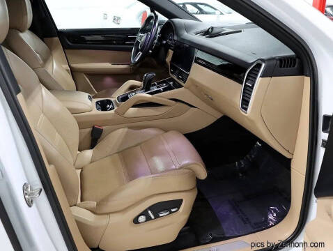 2020 Porsche Cayenne Coupe