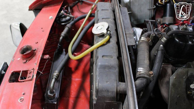 1972 MG B