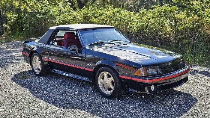 1988 Ford Mustang