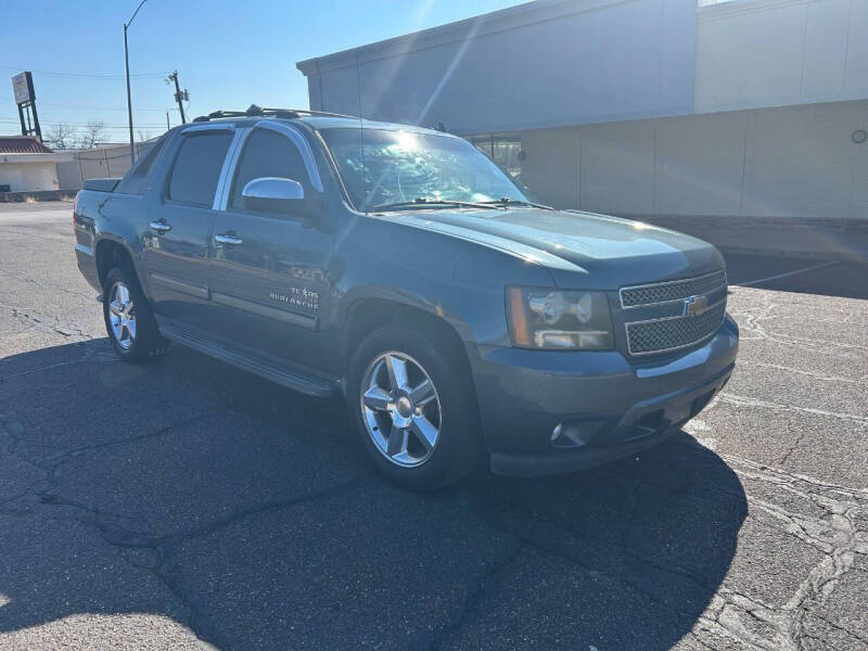 2011 Chevrolet Avalanche LT