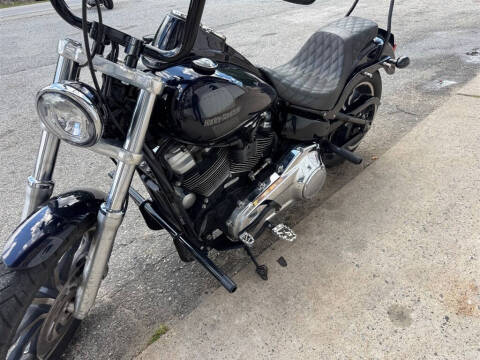 2019 Harley-Davidson FXLR -