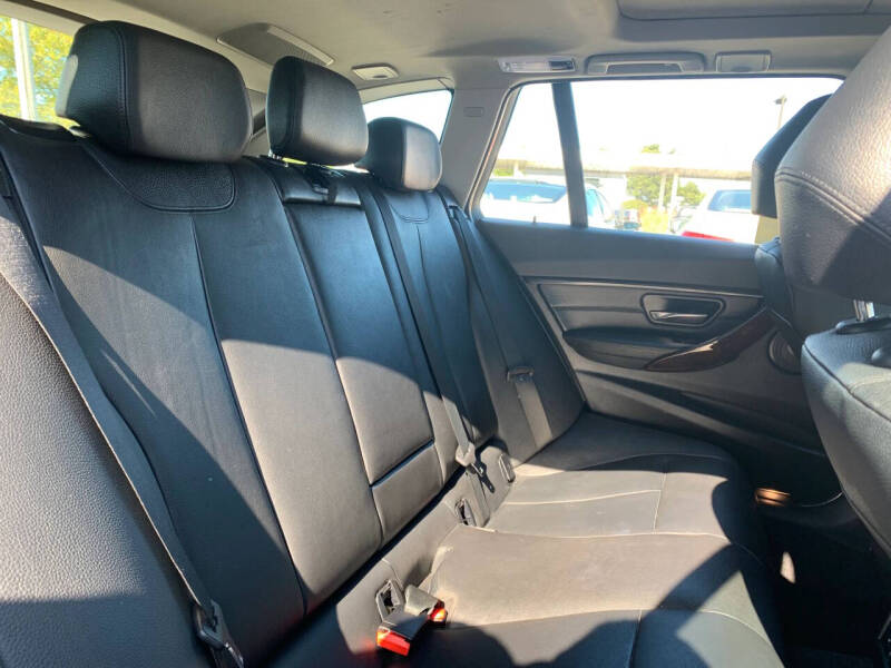 2015 BMW 3 Series 328i xDrive