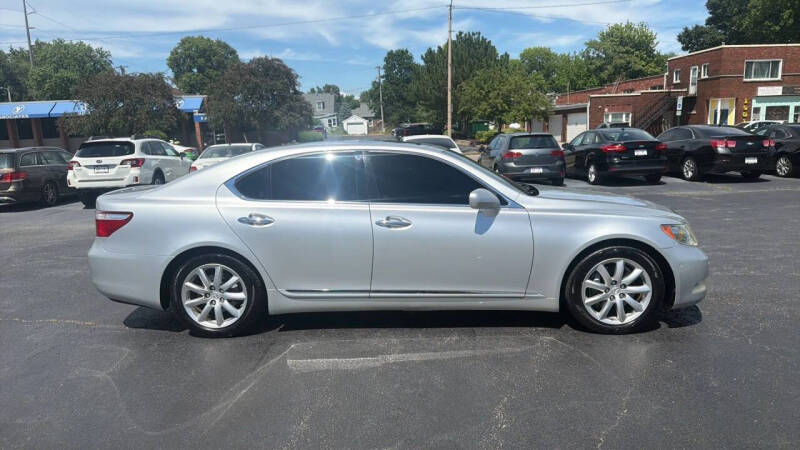 2007 Lexus LS 460