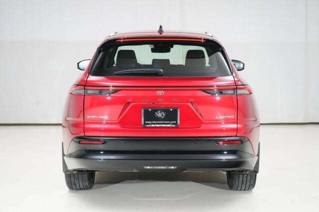 2025 Toyota Crown Signia Limited