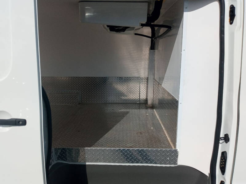 2019 Nissan NV 2500 HD SV