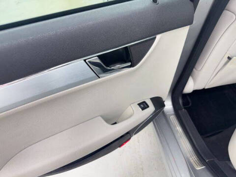 2010 Mercedes-Benz C-Class