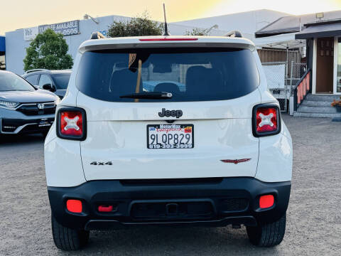 2016 Jeep Renegade Trailhawk