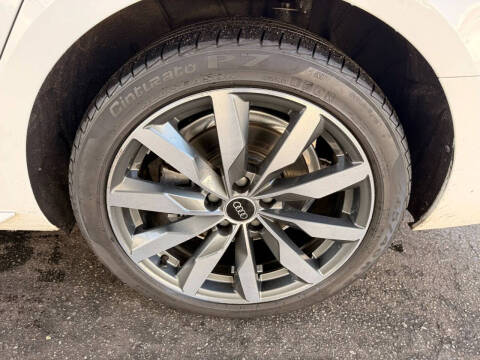 2021 Audi A4 quattro Premium 40 TFSI