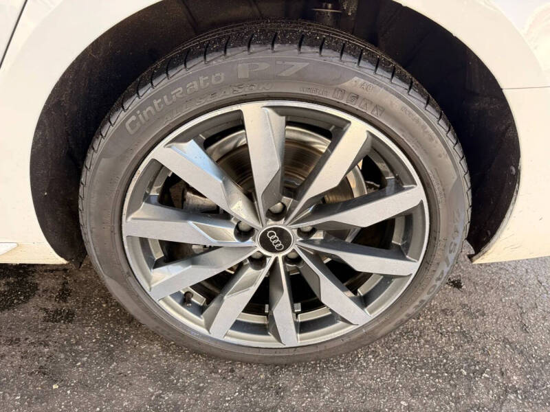 2021 Audi A4 quattro Premium 40 TFSI