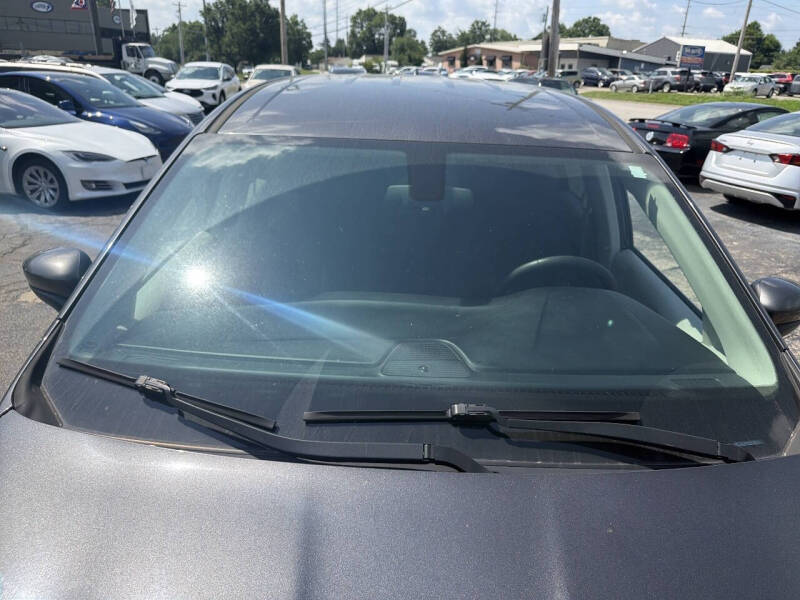 2021 Chrysler Voyager LX