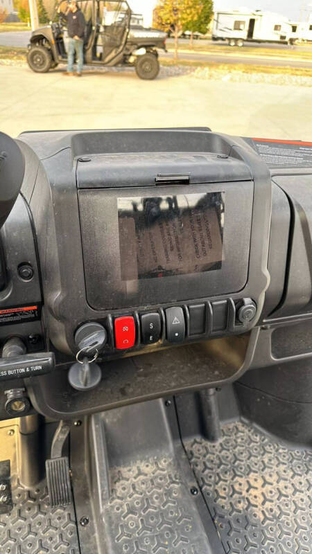 2024 Segway UT10 CREW