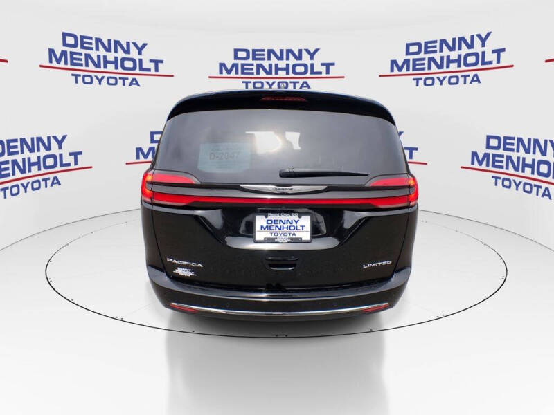 2024 Chrysler Pacifica Limited