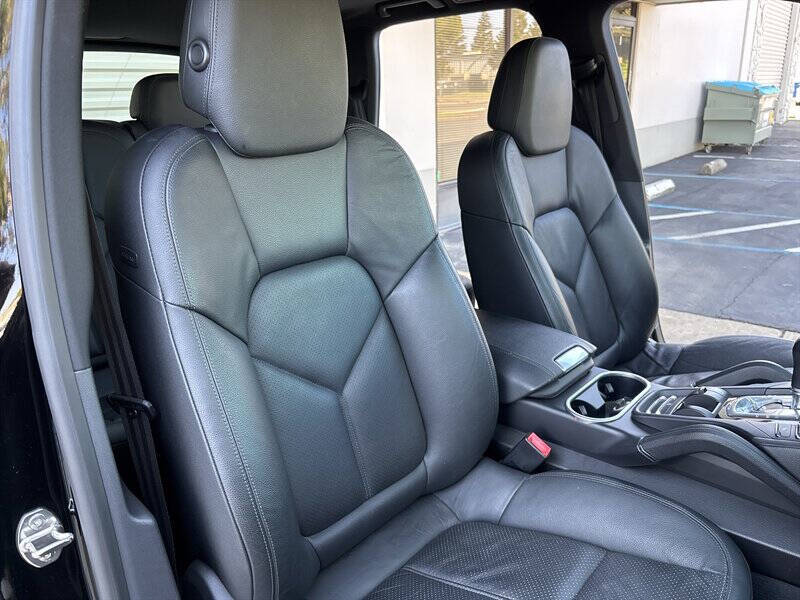 2014 Porsche Cayenne