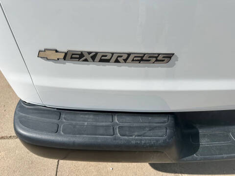 2018 Chevrolet Express 2500