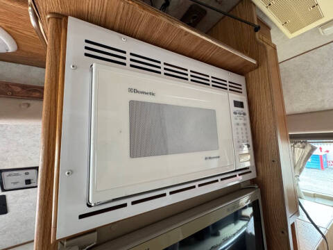 1998 Ford E-Series E-250