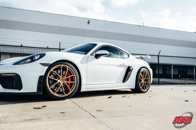 2020 Porsche 718 Cayman GT4