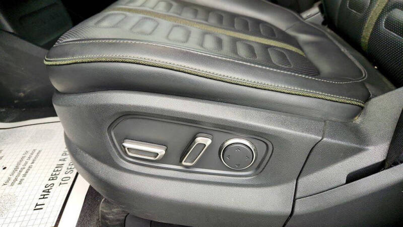 2024 Rivian R1T Adventure