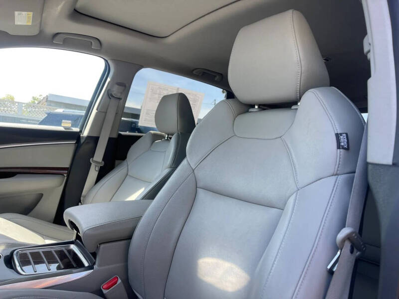 2017 Acura MDX SH-AWD w/Tech