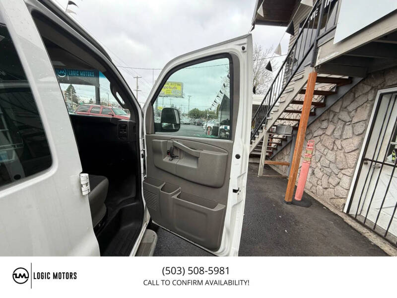 2019 GMC Savana 2500