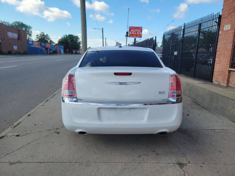 2014 Chrysler 300