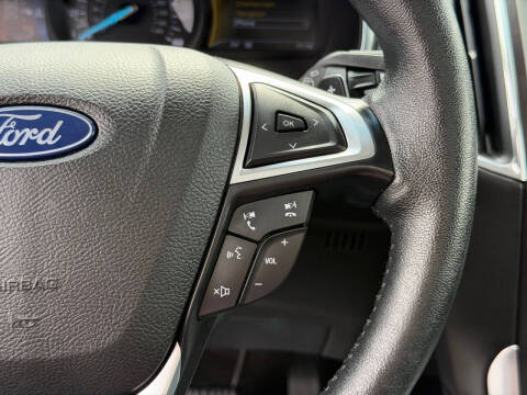 2020 Ford Edge Titanium
