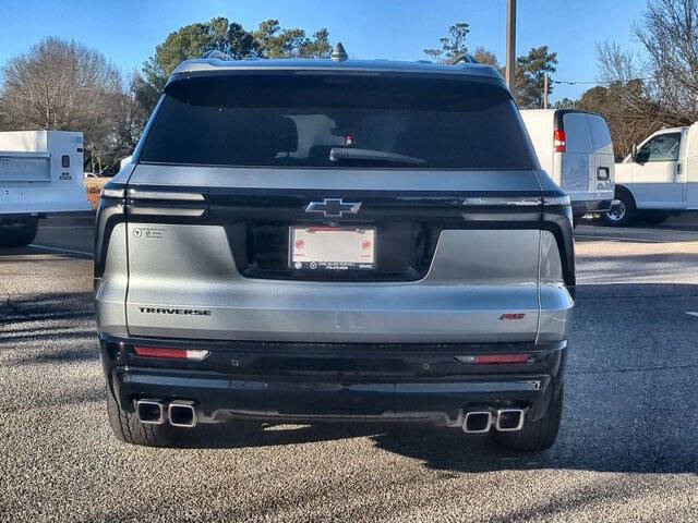 2025 Chevrolet Traverse RS