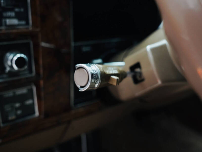 1990 Cadillac Brougham