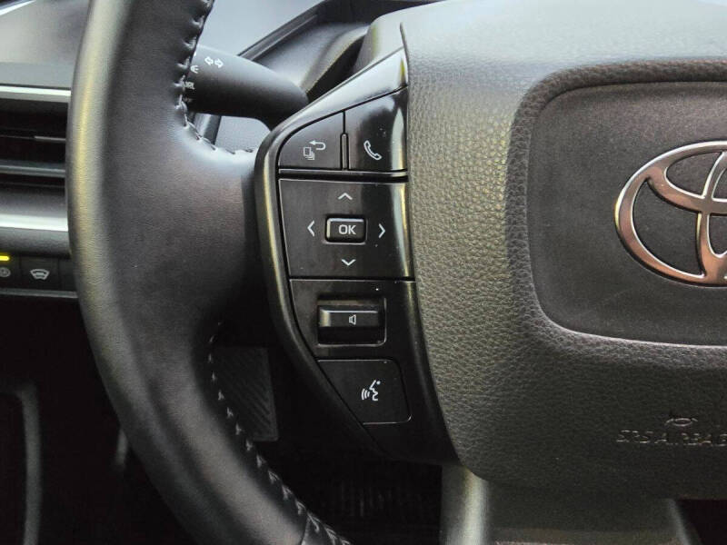 2024 Toyota Prius LE