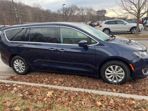 2019 Chrysler Pacifica Touring Plus