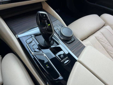 2021 BMW 5 Series 530i