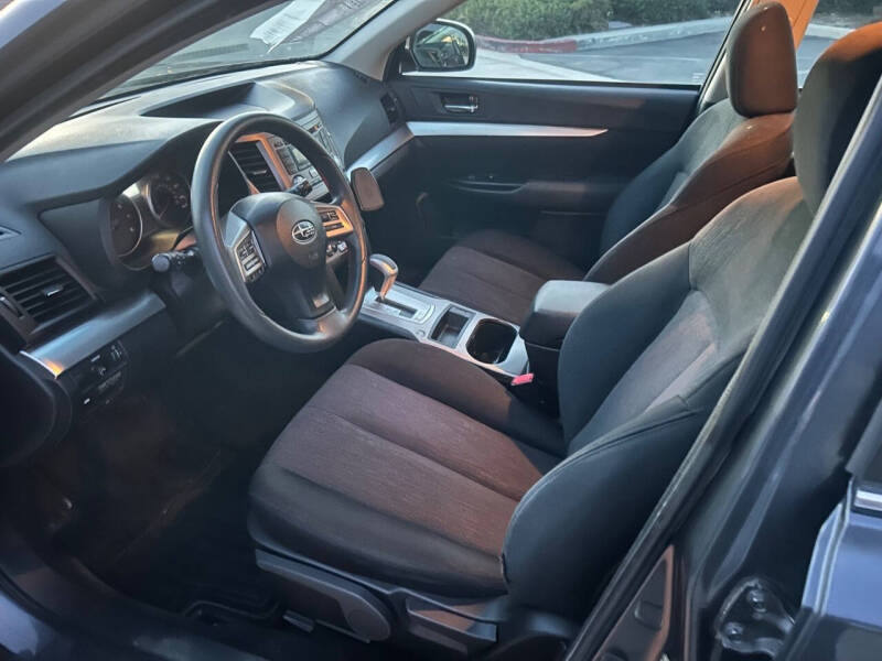 2014 Subaru Outback 2.5i