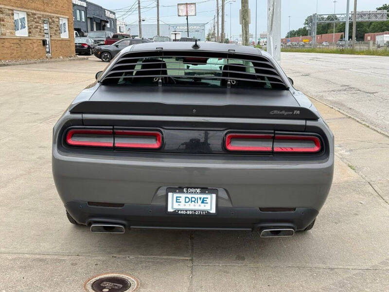 2017 Dodge Challenger R/T
