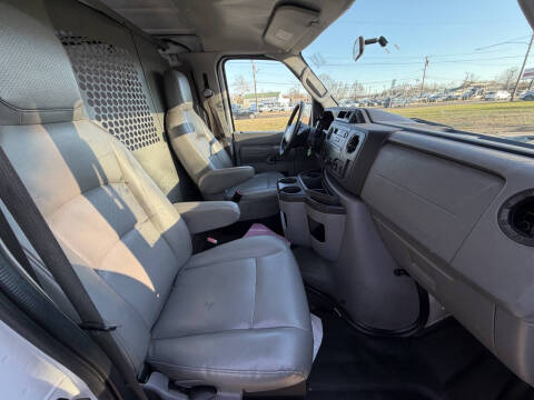 2009 Ford E-Series E-350 SD