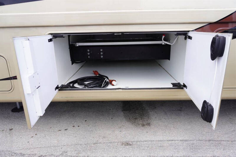 2015 Freightliner XCS Chassis