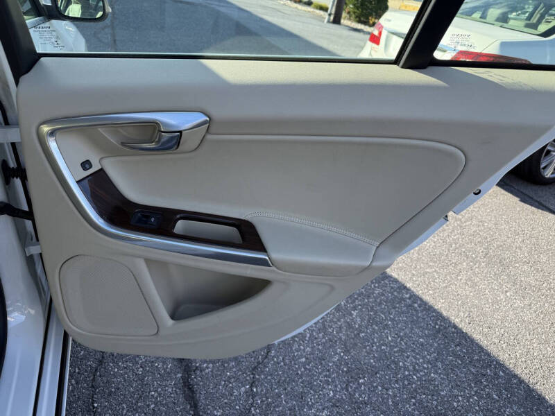 2015 Volvo S60 T5 Drive-E Premier